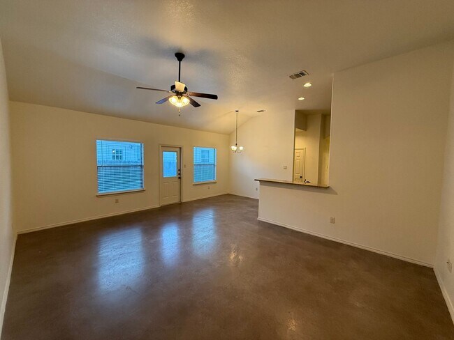 Foto del edificio - Modern 3bd 2ba Duplex in Prime Location