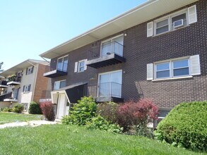 Building Photo - 10748 S Harlem Ave