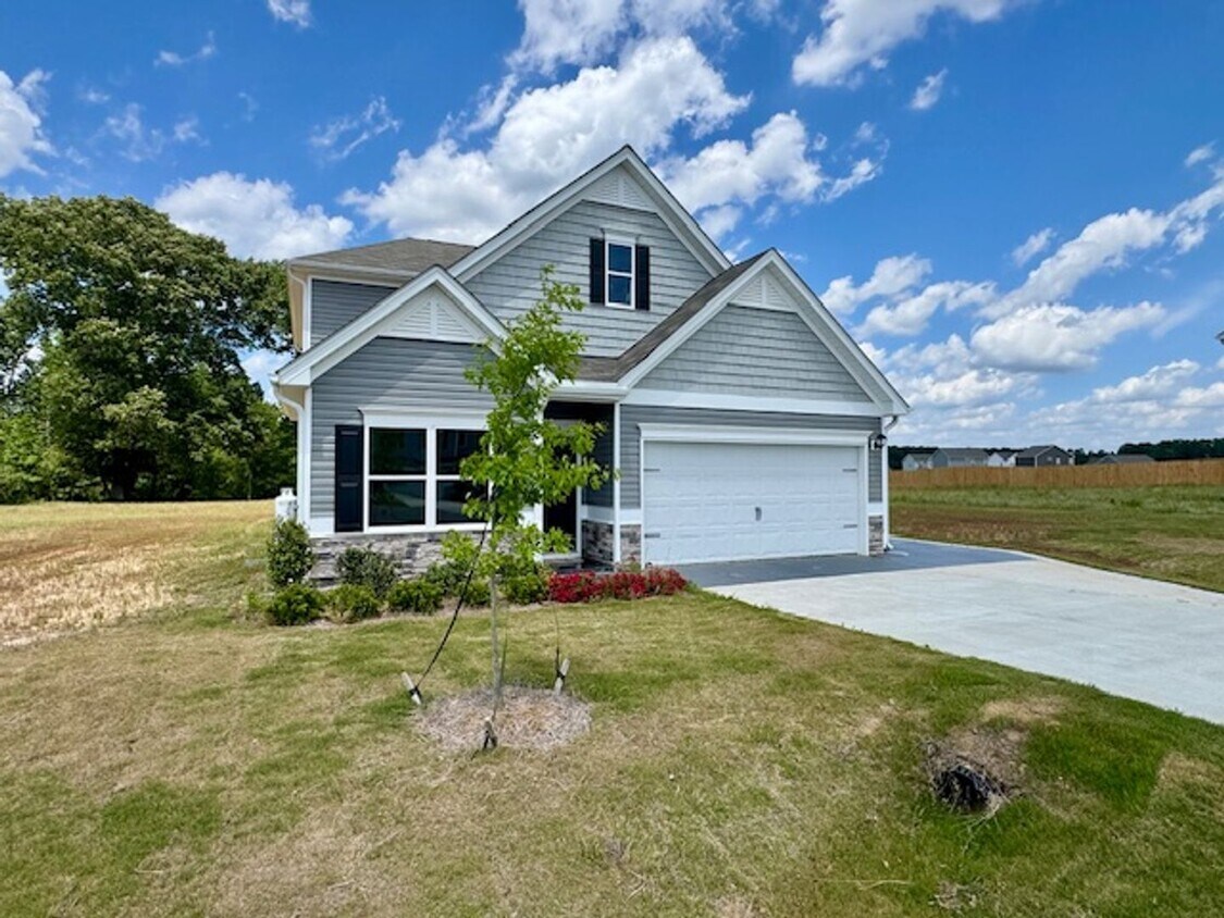 Foto principal - 140 Continental Ln