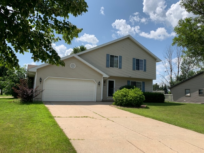 Building Photo - 2833 Capricorn Dr