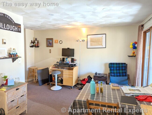 Building Photo - Porter  Square 1 Bed Plus Study with Deck