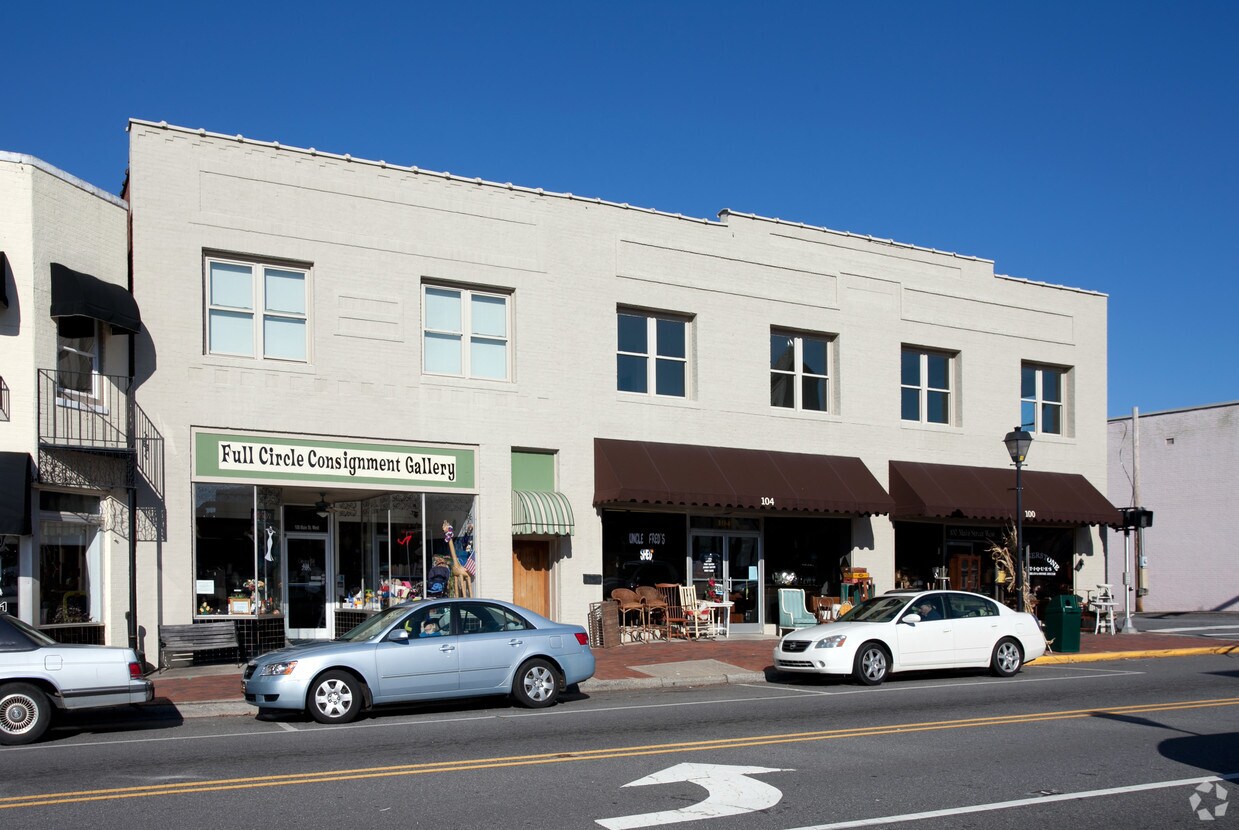 Foto principal - 100-108 Main St W
