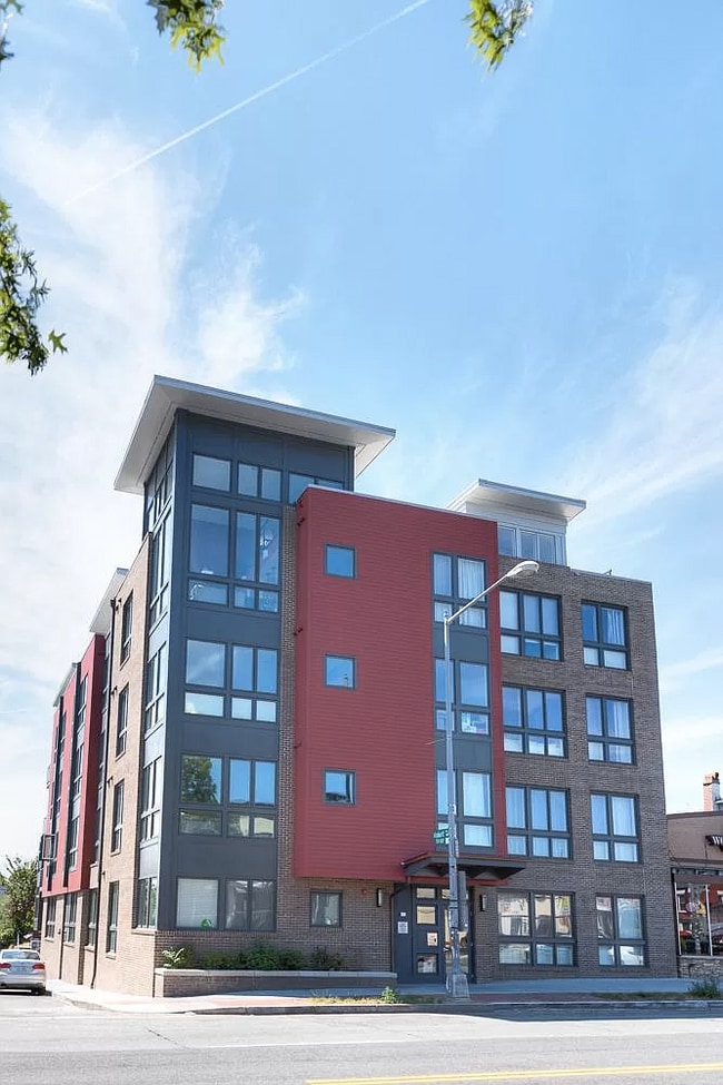 Building Photo - 2920 Georgia Ave NW