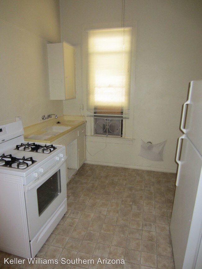 Foto del edificio - 436 E 6th St