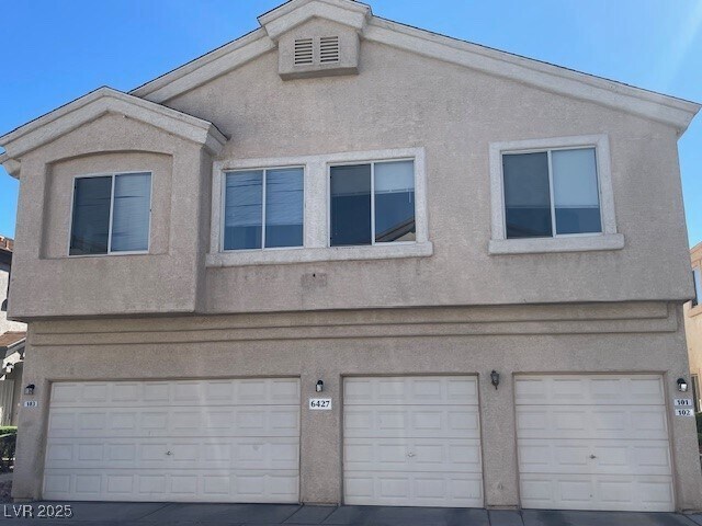 Foto principal - 6427 Rusticated Stone Ave