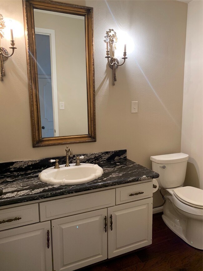 Building Photo - 7611 Olympia Dr