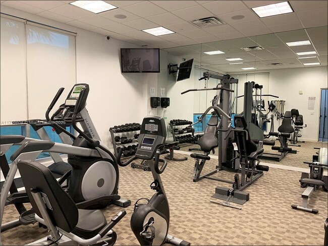 Foto del edificio - 7935 East Dr