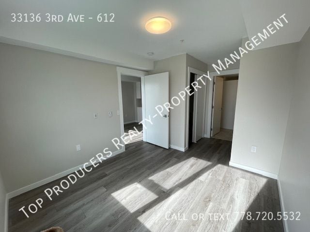 Building Photo - South Facing 6th Floor Apartment