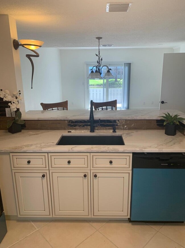 Foto del edificio - 239 SW 3rd St