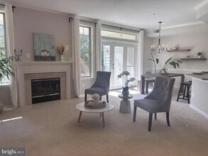 Building Photo - 1334 Garden Wall Cir