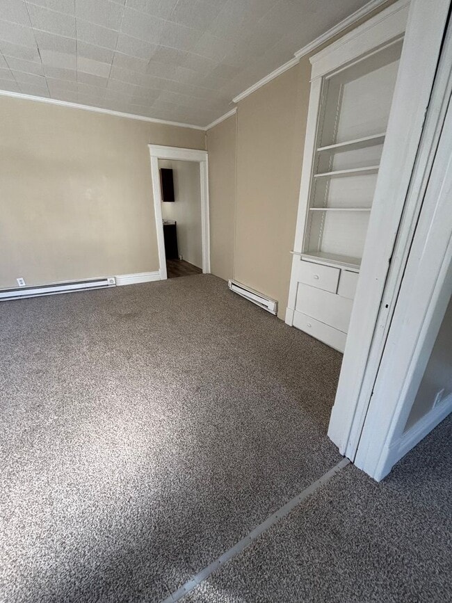 Building Photo - One Level Living