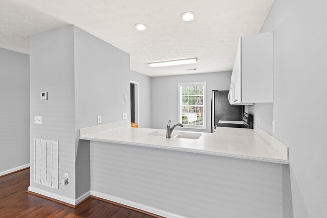 Building Photo - Now Available at Donahue Crossing 2 Bed 2....