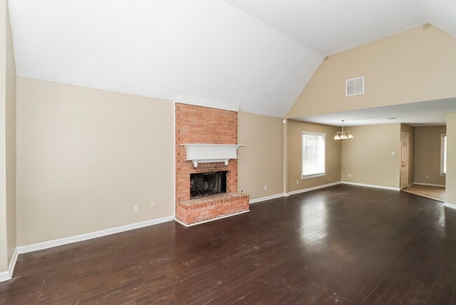 Building Photo - 8400 Timber Creek Dr