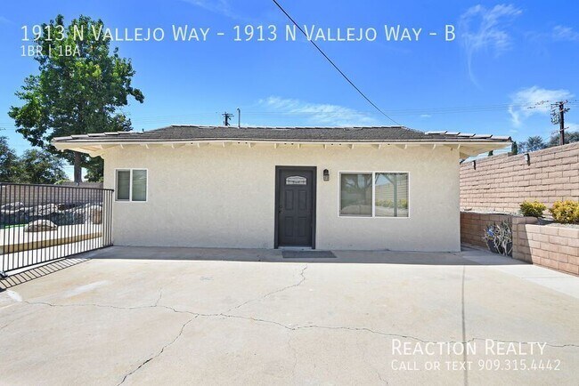 Foto del edificio - 1913 N Vallejo Way