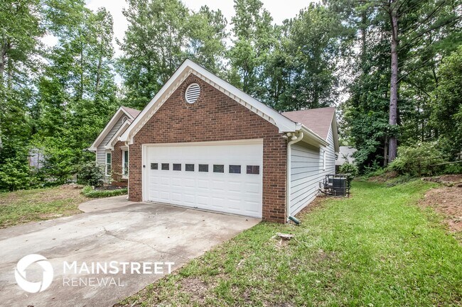 Foto del edificio - 3212 Rock Creek Dr