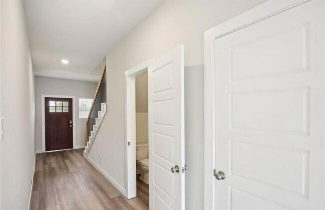 Building Photo - 15529 Olive Ter Trl