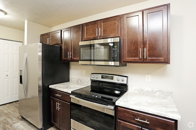 Kitchen - Graystone Townhomes