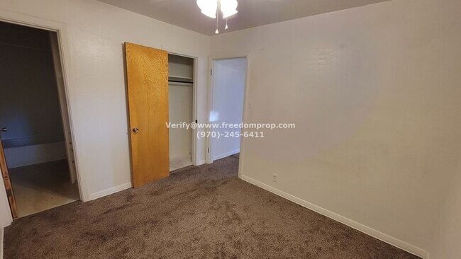 Foto del edificio - 1612 White Ave