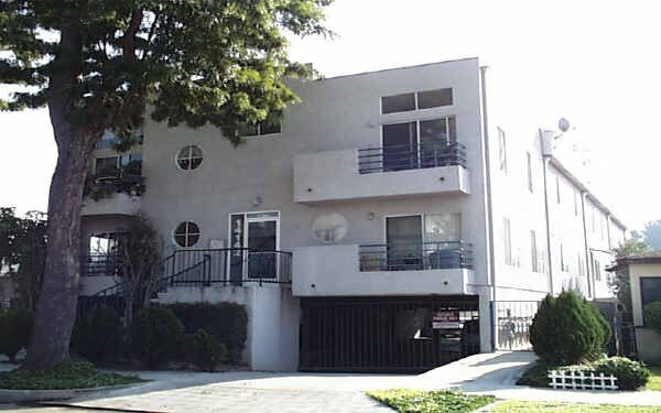 Building Photo - 14142 Tiara St