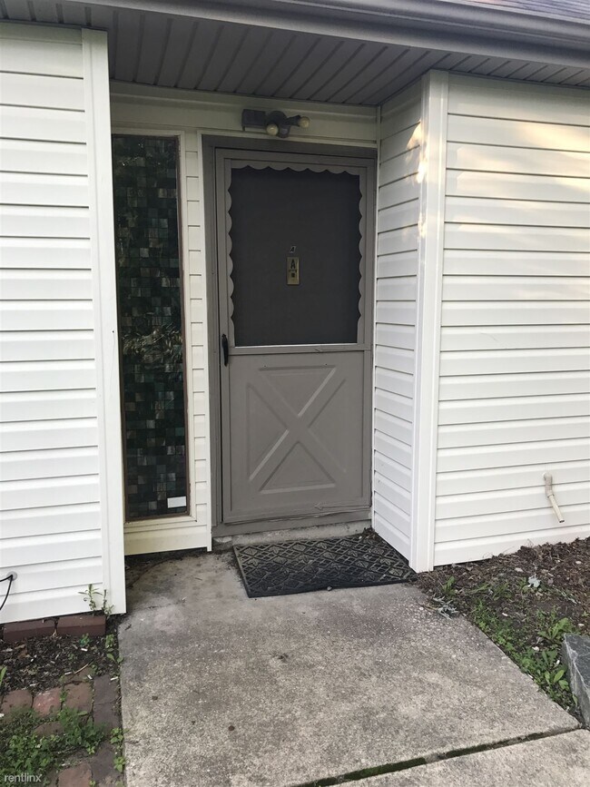 Foto del edificio - 1725 Crimson Tree Way