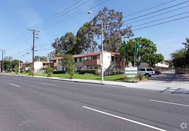 Walnut Park Apartments