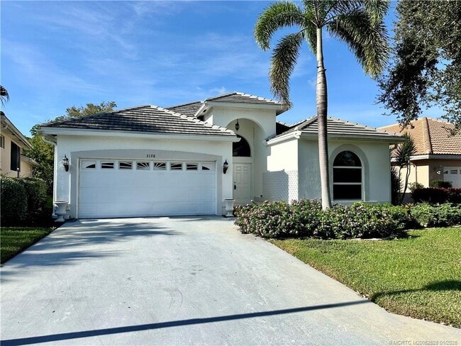 Foto del edificio - 3198 SE Carrick Green Ct