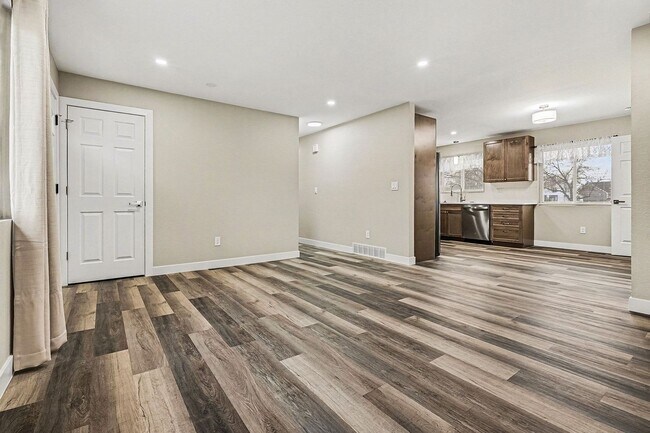 Building Photo - Remodeled Corner House In Westlake Neighborhood