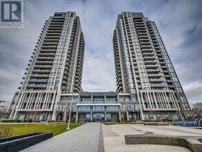 Building Photo - 17 Zorra St