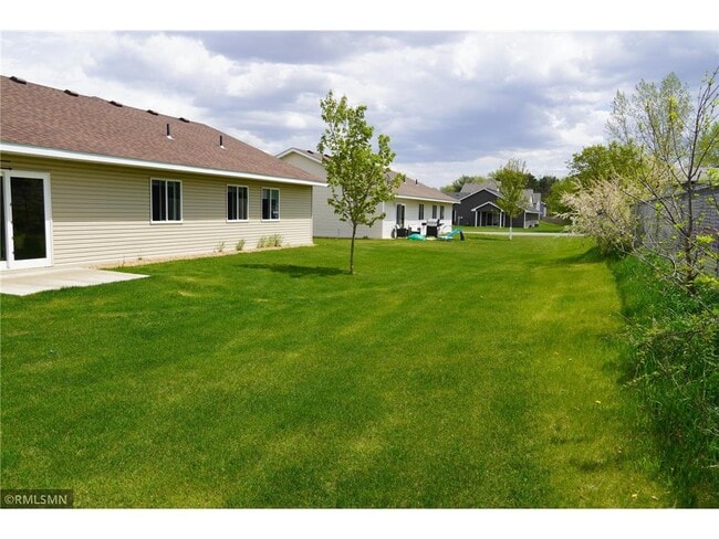Building Photo - 605 S Brookview Ln