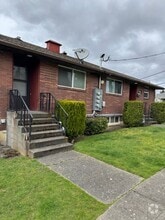 Building Photo - 2001 13th Ave S