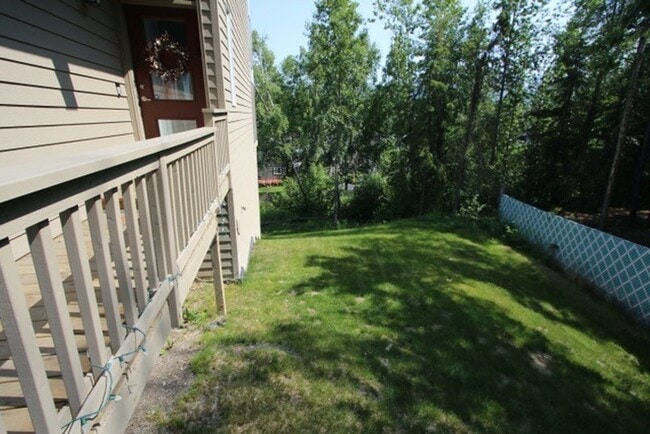 Building Photo - Modern and Spacious 4 Bedroom Condo in East Anchorage!