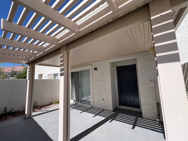 Foto del edificio - 447 Temple Canyon Pl