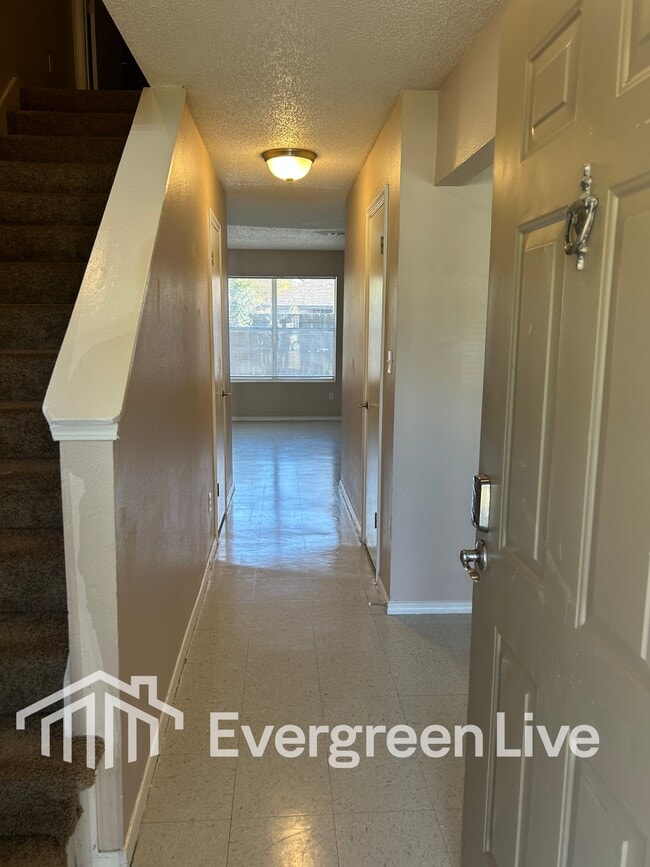 Building Photo - 64 Boreal Ct