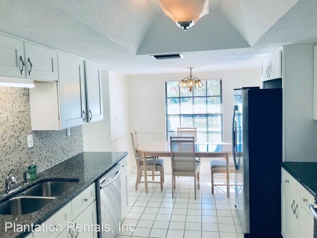 Building Photo - 2 br, 2 bath House - 11543 W Bayshore Dr