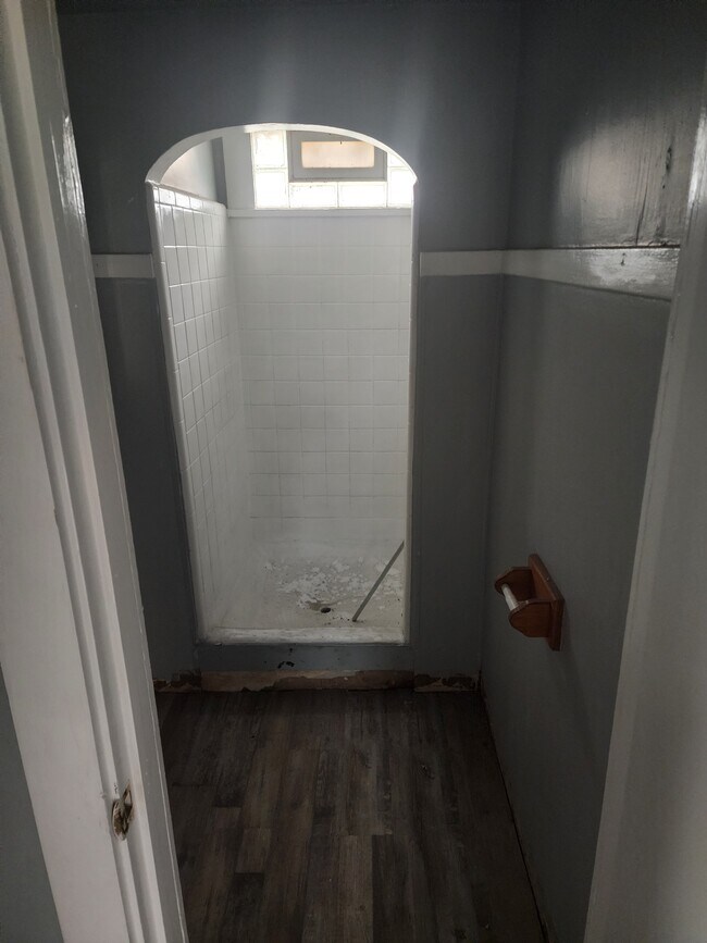 Foto del edificio - 709 Ann St