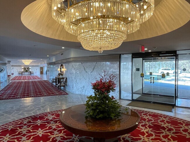 Foto del edificio - 1101 S Arlington Ridge Rd