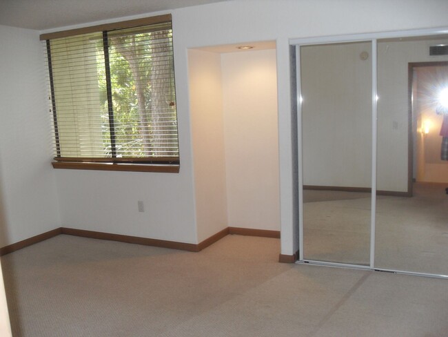 Foto del edificio - 2 Bedroom 1.5 Bath Townhome - Grand Oaks C...