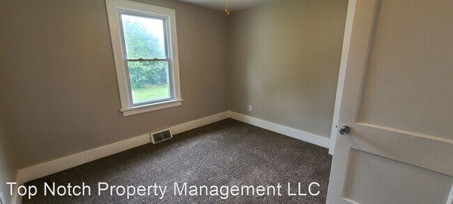 Building Photo - 2 br, 1 bath House - 4307 17th Ave