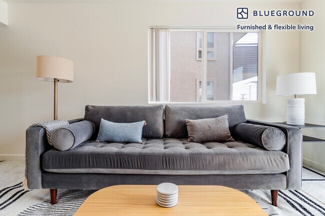 Foto del edificio - 2850 15th Ave W