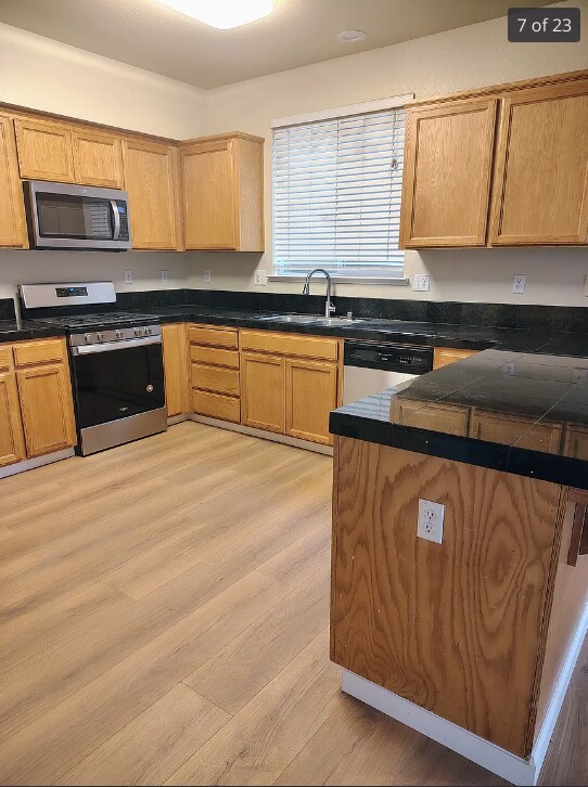 Foto del edificio - 609 Chateau Way