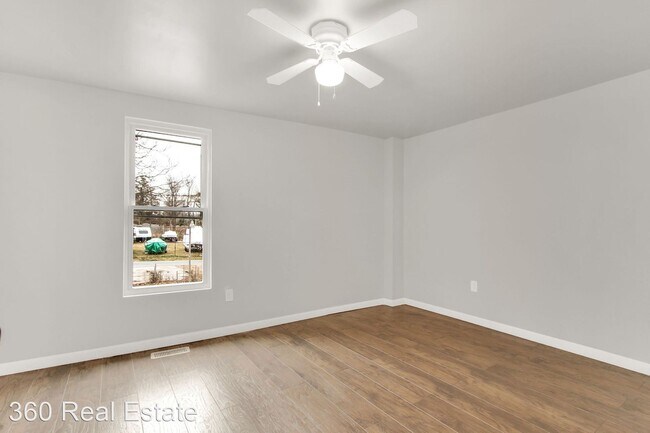 Foto del edificio - 3 br, 1 bath House - 123 S York St