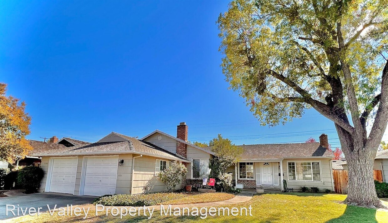 Primary Photo - 2 br, 1 bath House - 3106 Miramar Rd
