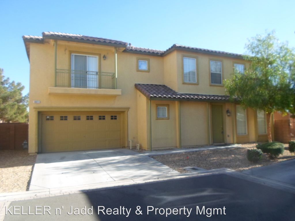 Primary Photo - 8011 Retriever Ave