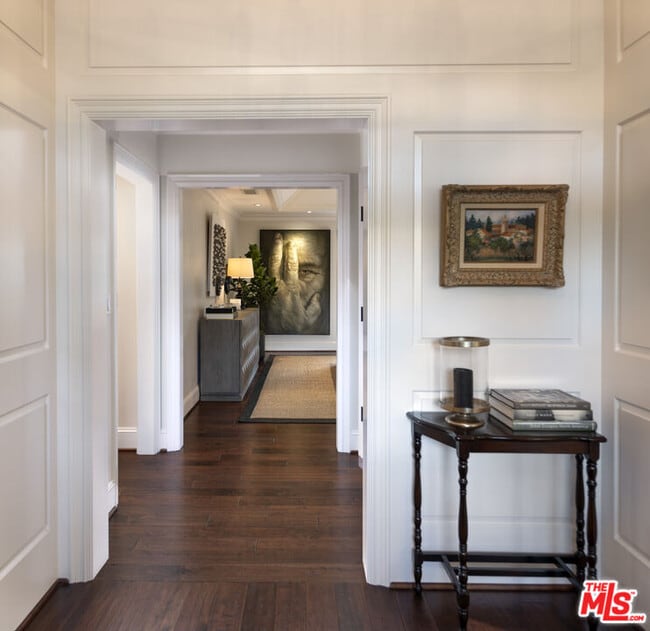 Foto del edificio - 2760 Sycamore Canyon Rd