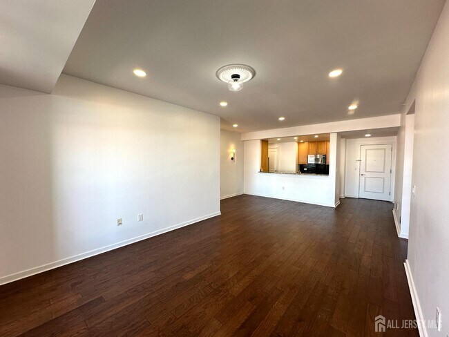 Foto del edificio - 20 Livingston Ave