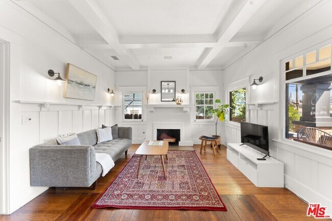 Foto del edificio - 2217 Marathon St