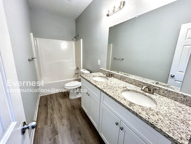 Foto del edificio - 295 Sterling St SE