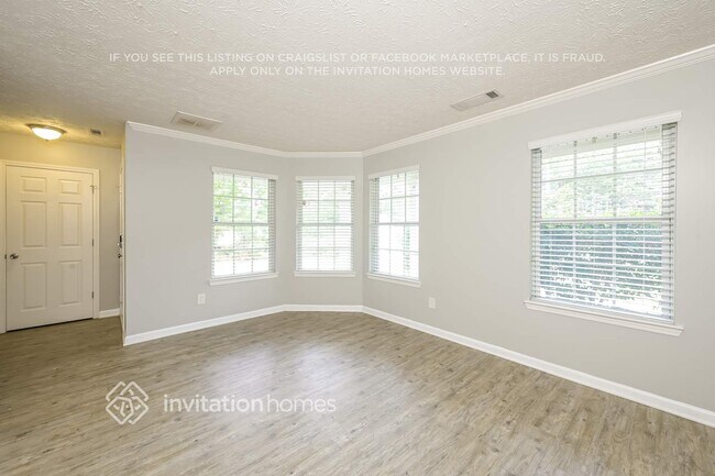 Foto del edificio - 3843 Rose Bay Ln