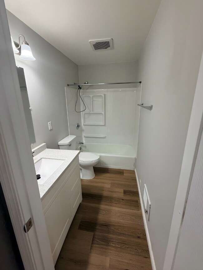 Foto del edificio - Maple Ave Apartments