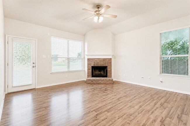 Foto del edificio - 1180 Arbor Knot Dr